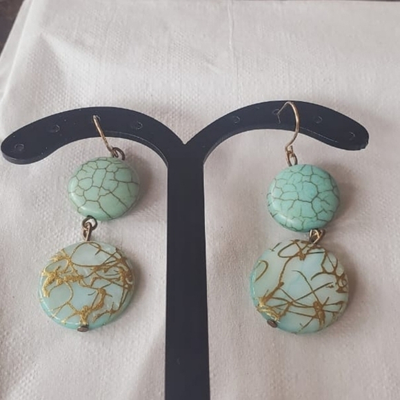 Turquoise Blue Magnesite Focal Stones With Garnet Accent Beads. 🌴 - Picture 4 of 5